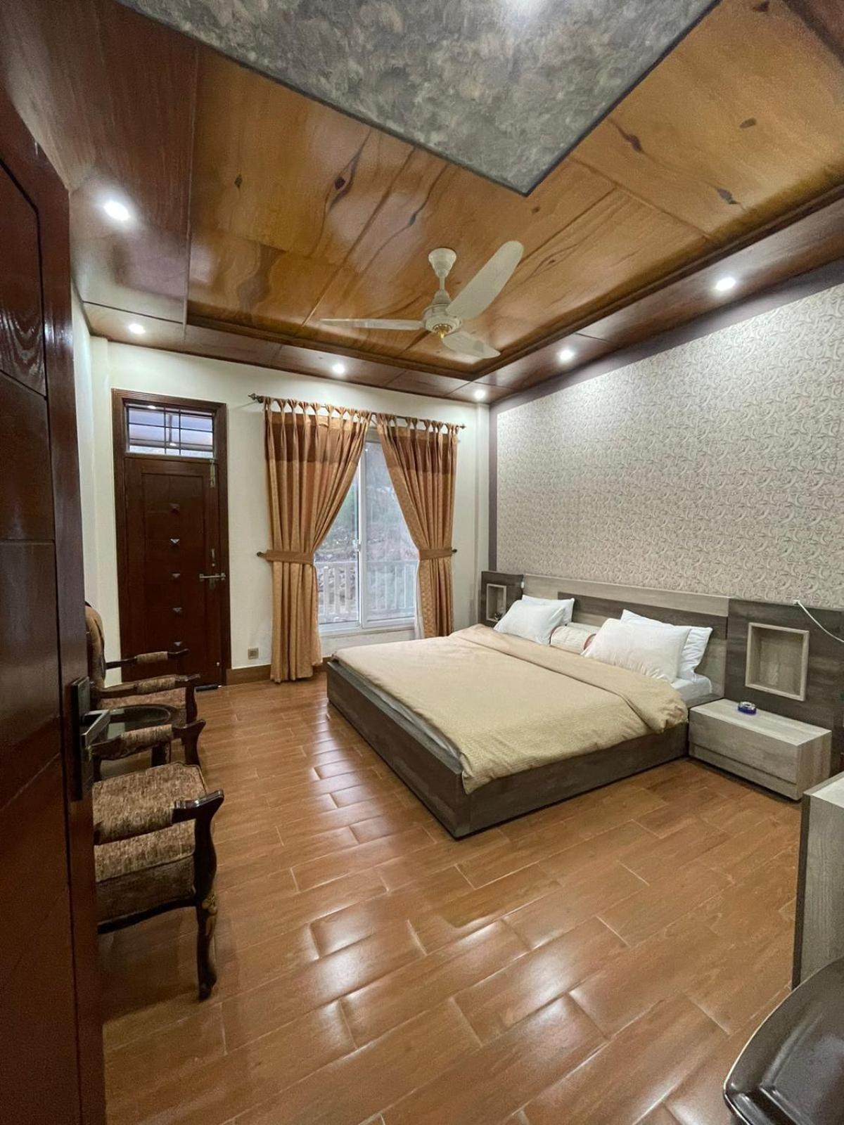 Roof Top Resort Murree Exterior photo
